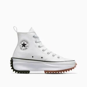 NWOT Converse Run Star Hike Platform Sneakers